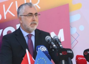 Bakan Işıkhan duyurdu: İŞKUR vasıtasıyla sürdürdüğümüz çok önemli projeler var