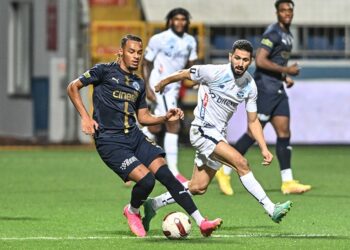 Kasımpaşa 9 kişi kalan Adana Demirspor’u mağlup etti!