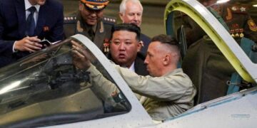Kuzey Kore lideri, Rusya’da bir uçak fabrikasını ziyaret etti
