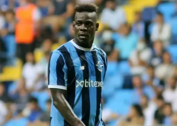 Mario Balotelli yeniden Adana Demirspor’da!