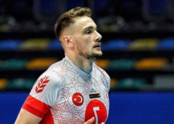Milli Voleybolcu Bedirhan Bülbül Avrupa Rüya Takımında!