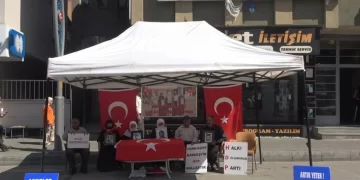 Muş HDP il binası önünde evlat nöbeti devam ediyor