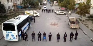 Bursa ve Balıkesir’de gerçekleştirilen operasyon sonucunda 135 kişi gözaltına alındı