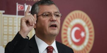 İsmail Küçükkaya açıkladı: Özgür Özel adaylığını açıklayacak ve Grup Başkanlığı’ndan istifa edecek