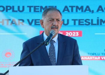 Bakan Özhaseki açıkladı: Camilerimiz medeniyetimizin vurulmuş mühürleridir