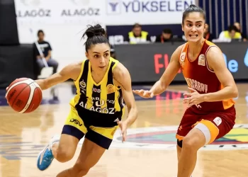 Pota derbisinde Fenerbahçe Galatasaray’ı farklı geçti!