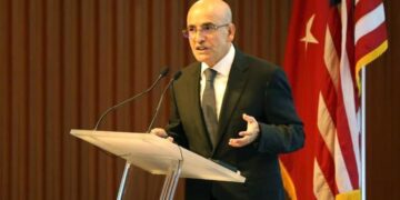 Bakan Şimşek, ‘arazi satışı’ iddialarını yalanladı: Mezardan babam çıksa ayrıcalık tanımam