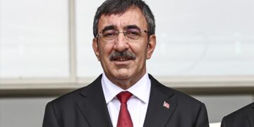 Cumhurbaşkanı Yardımcısı Yılmaz, Türkiye Yüzyılı’nı açıklarken aynı anda KKTC’nin de Yüzyılı’nı ilan etti