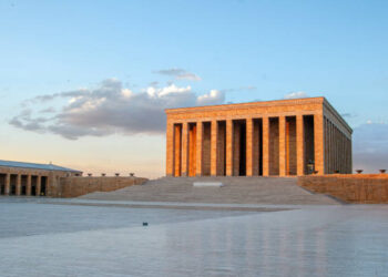 10 Kasım resmi tatil mi? Bu yıl 10 Kasım’da okullar tatil mi?