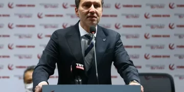 Fatih Erbakan: Netenyahu’ya tutuklama kararı çıkarılmalıdır