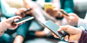 Bakan Uraloğlu duyurdu! Öğrencilere ücretsiz internet dönemi başlıyor