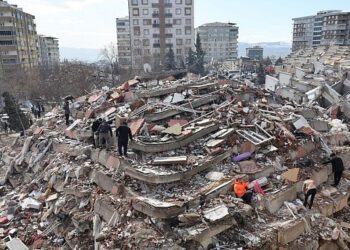 Afganistan’da deprem felaketi: 2000 kişi hayatını kaybetti