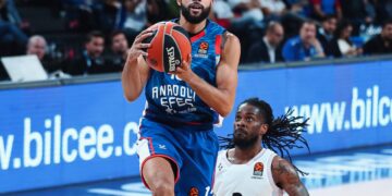 Anadolu Efes 89-84 ASVEL