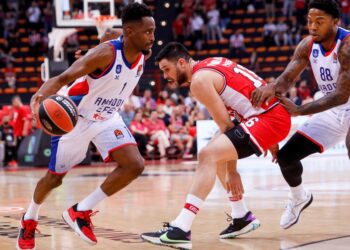 Anadolu Efes Yunanistan’dan mağlubiyetle dönüyor!