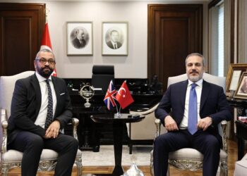 Bakan Fidan, İngiltere Dışişleri Bakanı Cleverly ile görüştü