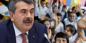 Bakan Tekin açıkladı: Ara tatillerle ilgili bir düzenleme yapabiliriz
