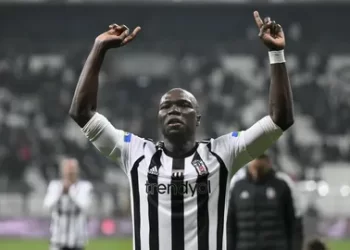 Beşiktaş’ın golcüsü Aboubakar hastanelik oldu!