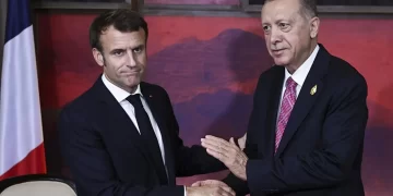 Cumhurbaşkanı Erdoğan, Macron ile konuştu: ‘Barışa hizmet etmeyen çabalardan kaçınılmalı’