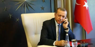 Erdoğan, liderlerden tebrik telefonları alıyor