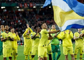 Fenerbahçe Avrupa’da da Lider!