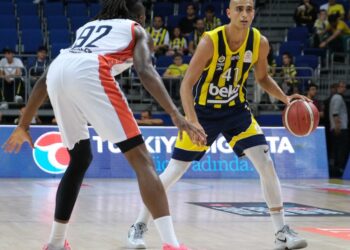 Fenerbahçe Beko Çağdaş Bodrumspor’u farklı yendi!