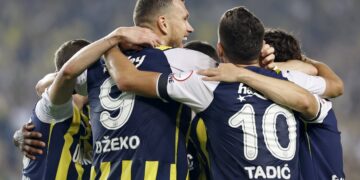 Fenerbahçe, Hatayspor’u 4 golle geçti!