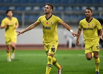 Fenerbahçe Kasımpaşa’yı rahat yendi!