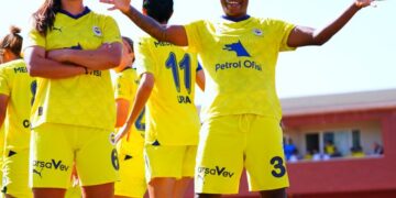 Fenerbahçe Petrol Ofisi 6’da 6 yaptı!