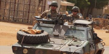 Fransa, Nijer’deki askerlerini geri çekmeye başladı