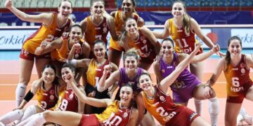 Galatasaray Daikin, PTT’yi set vermeden geçti!