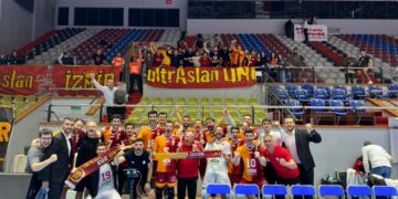 Galatasaray Efeler Ligi’ne galibiyetle başladı!