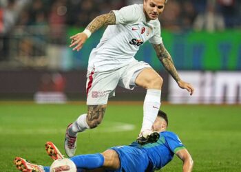 Galatasaray, Rize'den üç puanla döndü! Galatasaray, Rize’den üç puanla döndü!