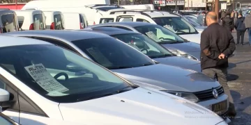 İkinci el otomobil satışları, fiyatlarla birlikte geriledi