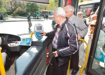 İETT’den İstanbul’da 65 yaş üstü ücretsiz toplu taşıma hakkında açıklama