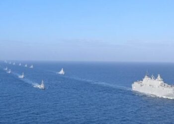 İstanbul Boğazı'nda, yapılacak geçit töreni için hazırlıklar tamamlandı İstanbul Boğazı’nda, yapılacak geçit töreni için hazırlıklar tamamlandı