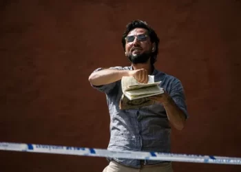 İsveç, Kuran yakan Momika’yı sınır dışı edecek!