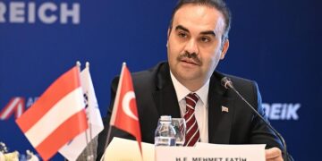 Bakan Kacır açıkladı: Türkiye- Avusturya ilişkilerine ivme katacak