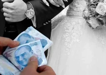 Evlenen gençlere faizsiz 150 bin lira kredi