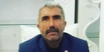Eski muhtar, yolun kenarında ölü olarak bulundu