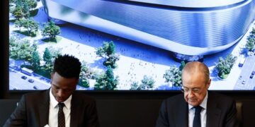 Real Madrid Vinicius Junior ile sözleşme yeniledi!