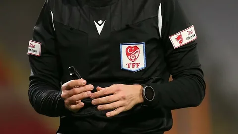 Süper Lig'de 10. haftanın hakemleri belli oldu! super lig de erteleme maclarinin hakemleri belli oldu habermeydan