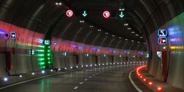 Zigana Tüneli’ni 1 milyonun üzerinde araç kullandı