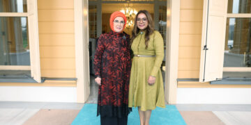 Emine Erdoğan Surinam First Lady’si​​​​​​​ ile görüştü