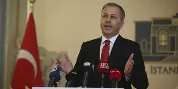 Bakan Yerlikaya açıkladı! Kaç Suriyeli vatandaşlık aldı?