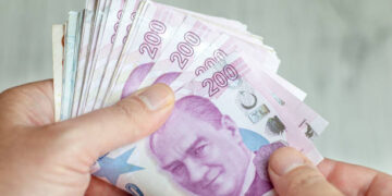 Öğrencilere ödenen kredi ve burs miktarı açıklandı