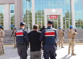 Bakanlık açıkladı! Terör örgütlerine düzenlenen operasyonlarda 255 şüpheli yakalandı