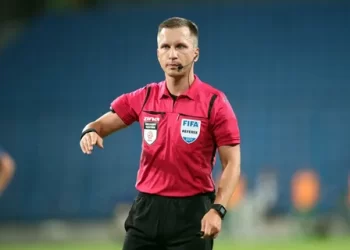 Almanya-Türkiye maçının hakemi belli oldu!