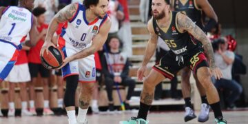 Anadolu Efes, Fransa’da Monaco’yu devirdi!