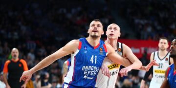 Anadolu Efes, Manisa’yı farklı geçti!