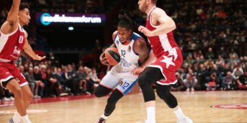Anadolu Efes, son çeyrekte kaybetti!